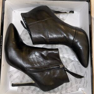 BOUTIQUE 9 Black Leather Heel Booties Size 8